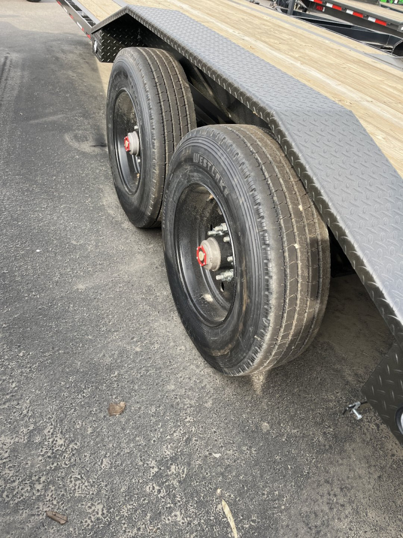 New 2025 MAXXD H9X10224 Car Hauler
