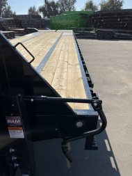 New 2025 MAXXD LDX10235 Flatbed Trailer