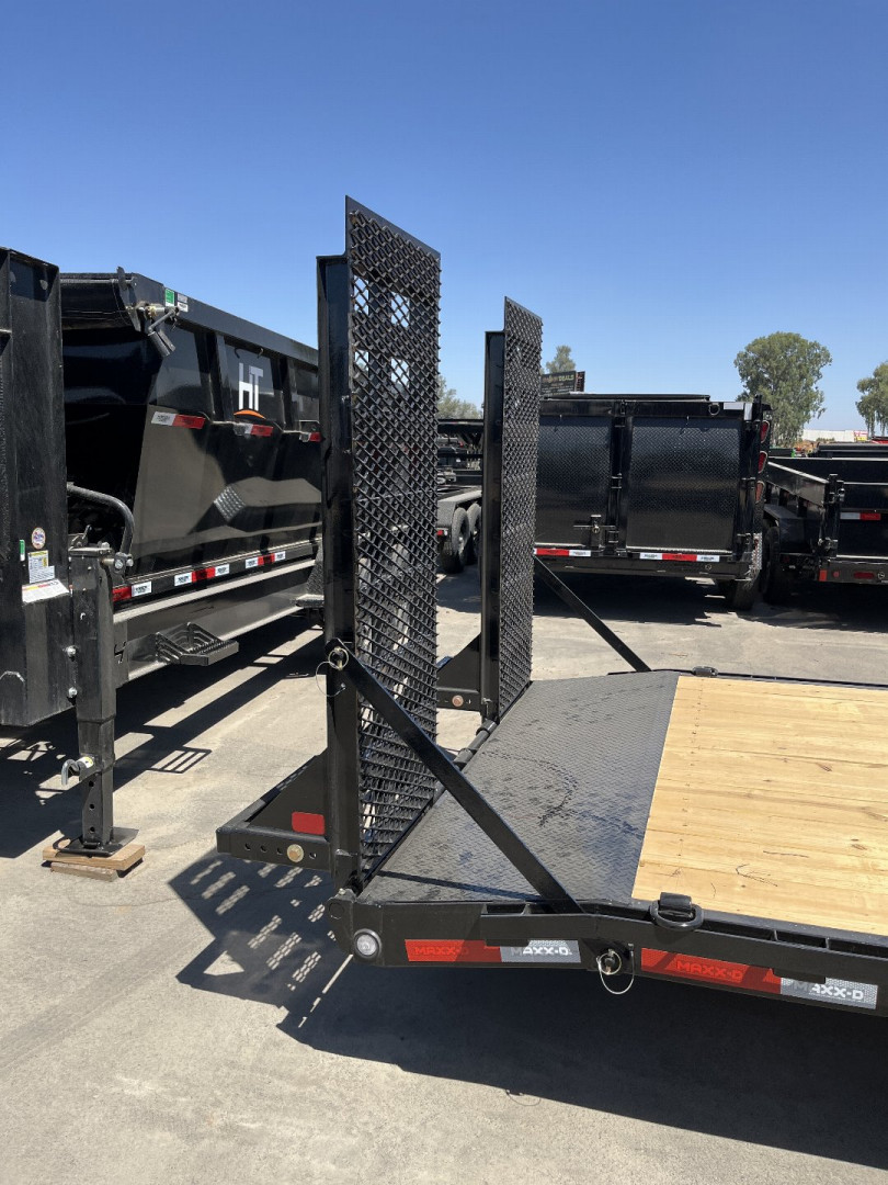 New 2025 MAXXD C6X8322 Car Hauler