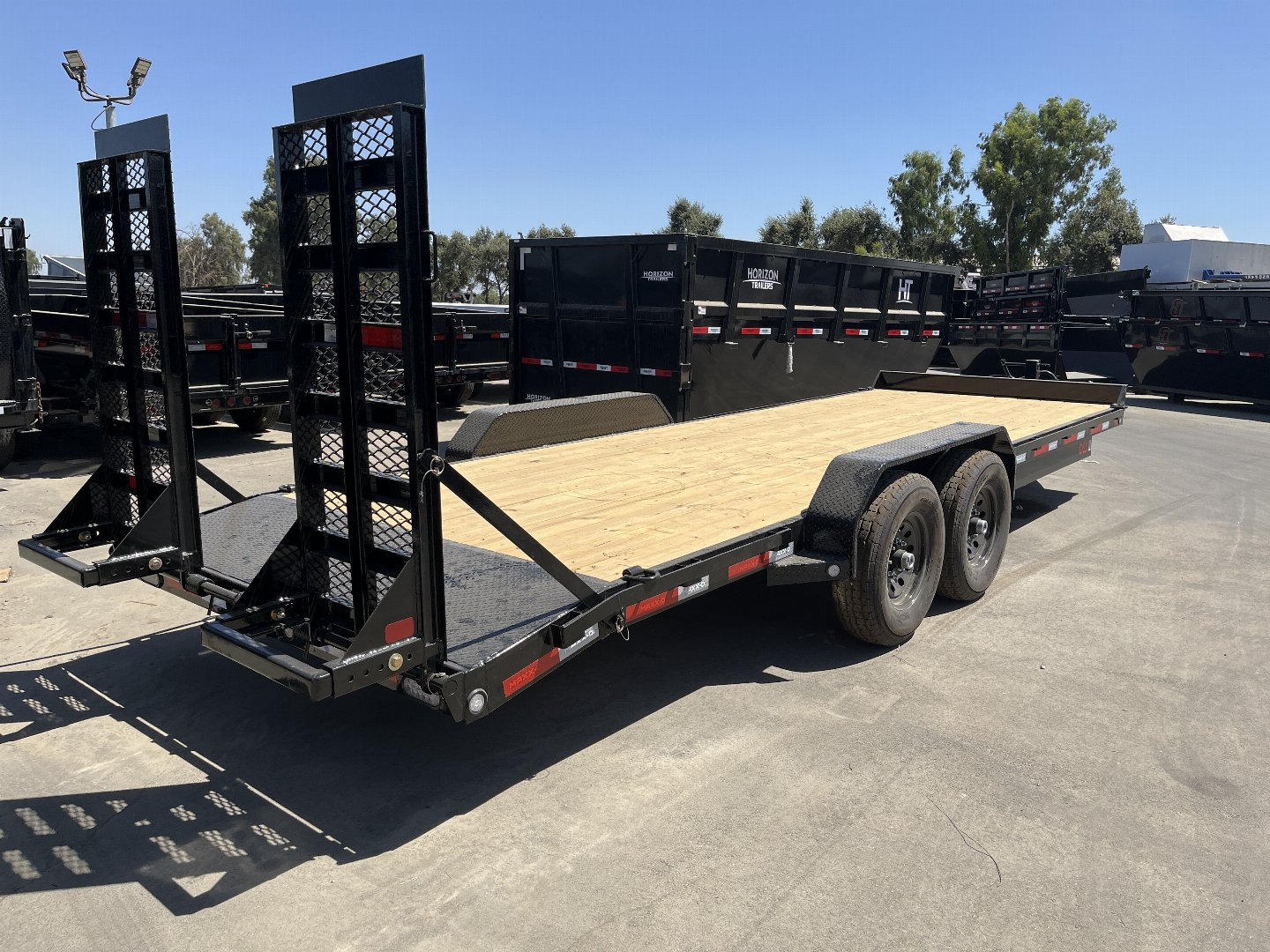 New 2025 MAXXD C6X8322 Car Hauler