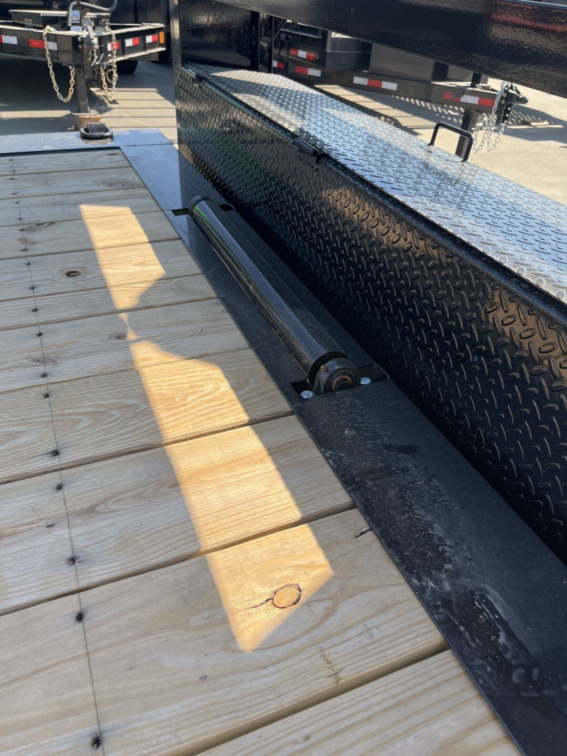 New 2024 MAXXD T6X1022G Equipment Trailer