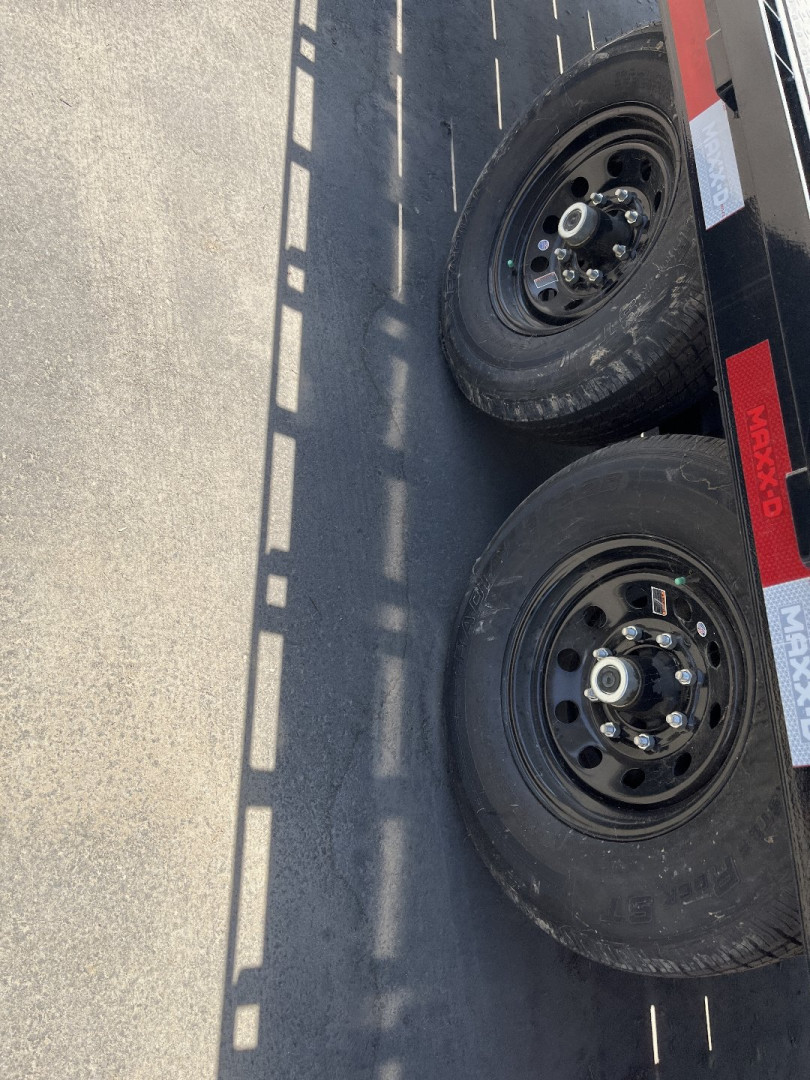 New 2023 MAXXD GOX10224 Flatbed Trailer