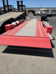 New 2023 Primo WDD82X18CAR8KTA Car Hauler