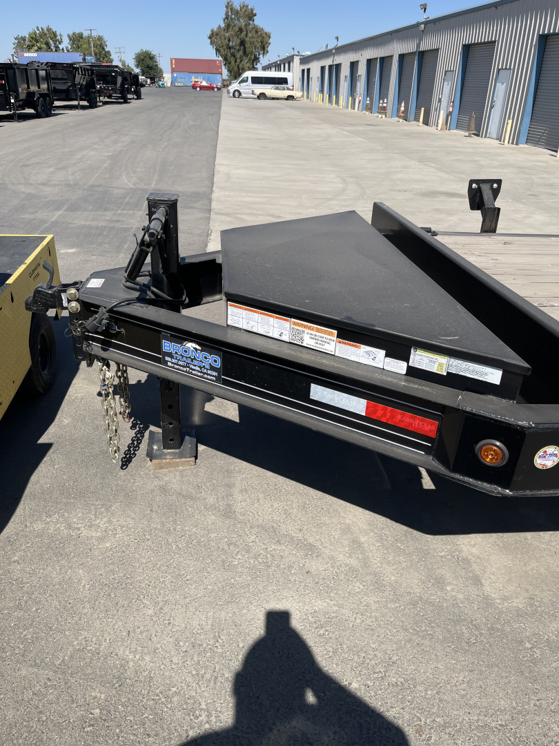New 2023 East Texas Trailers E18322072 Equipment Trailer