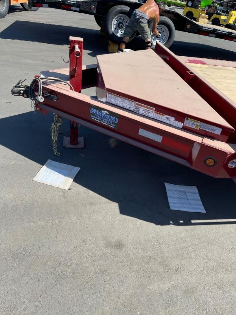 New 2023 East Texas Trailers E10220072 Equipment Trailer