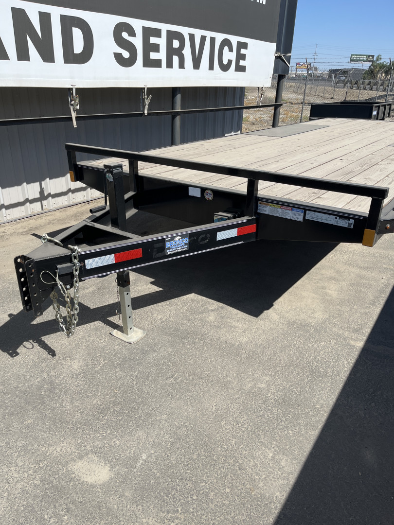 New 2022 Delco Trailers F620 Deckover Trailer
