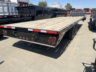 New 2022 East Texas Trailers PH0224082 Deckover Trailer