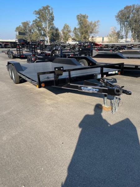 New 2021 East Texas Trailers CH0218032 Car Hauler