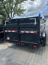 New 2025 PJ Trailers 16' x 83" Gooseneck Low Pro High Side Dump Trailer