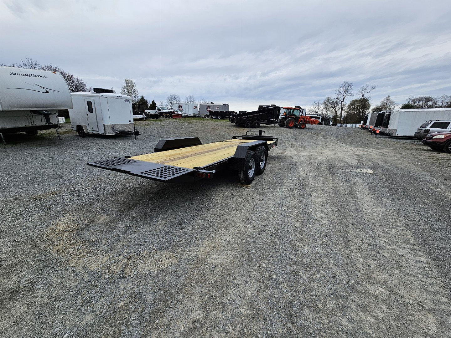 New 2025 PEQUEA T200 Equipment Trailer