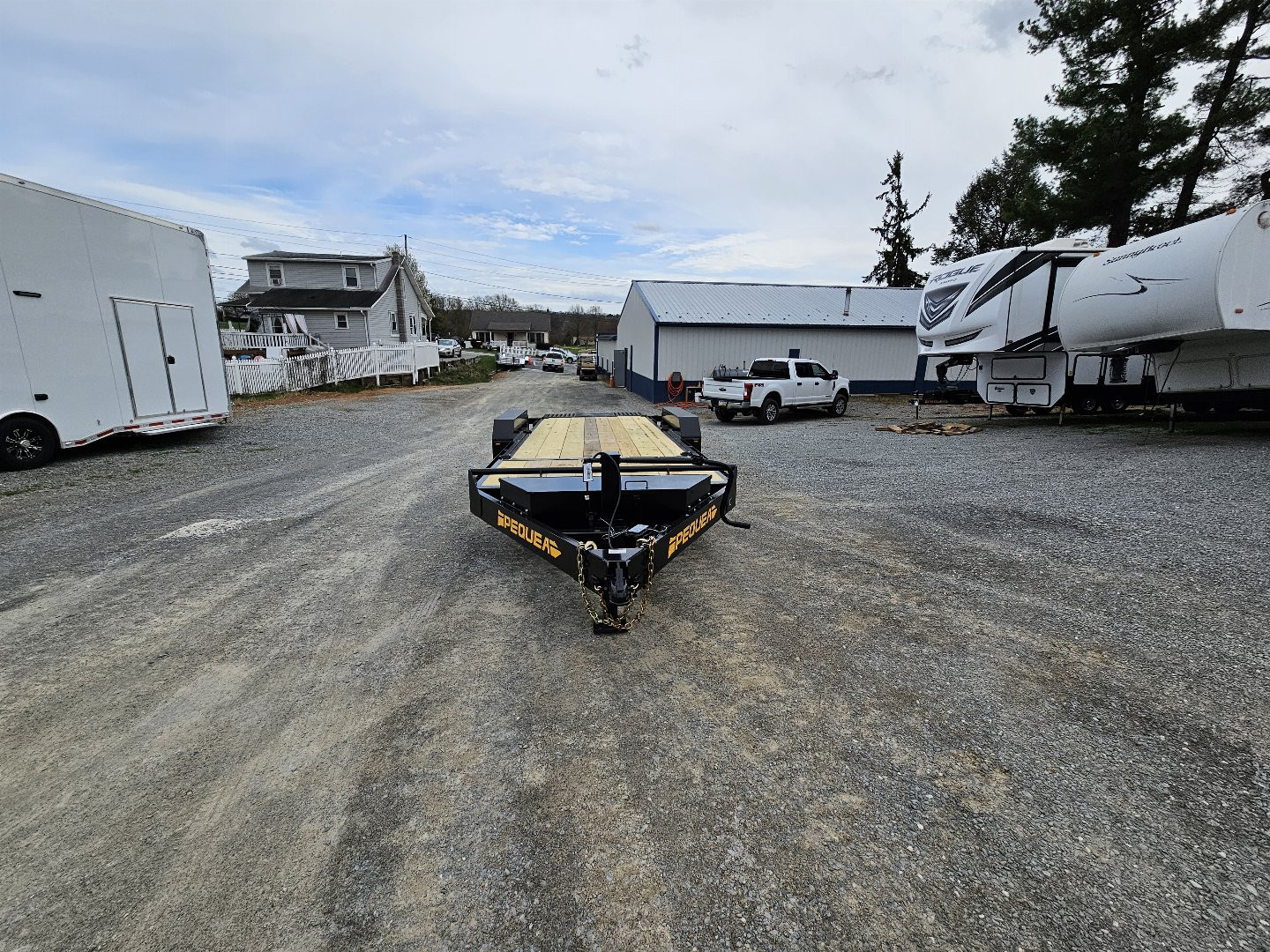 New 2025 PEQUEA T200 Equipment Trailer