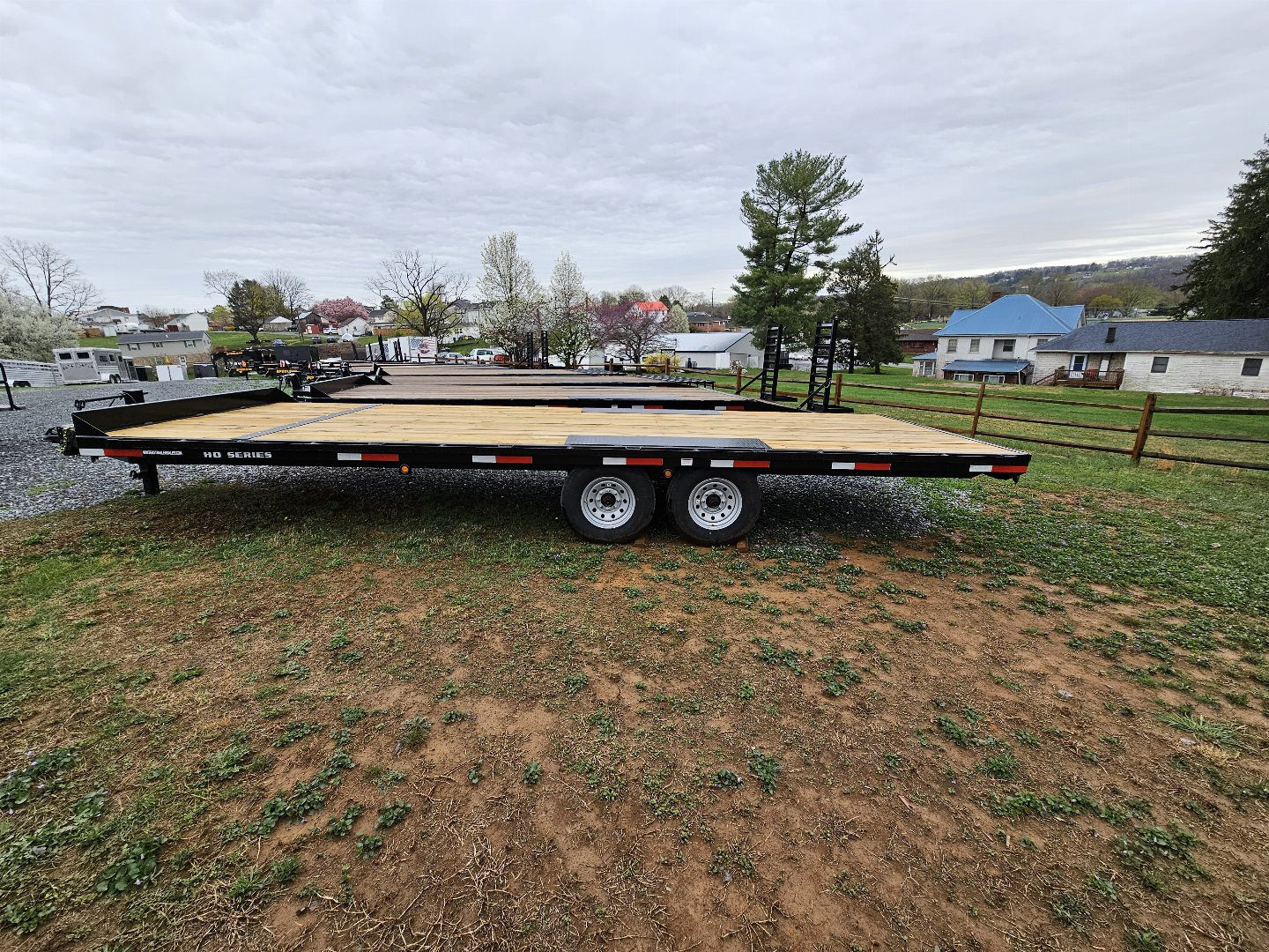 New 2025 PEQUEA DECKOVER 24 Flatbed Trailer