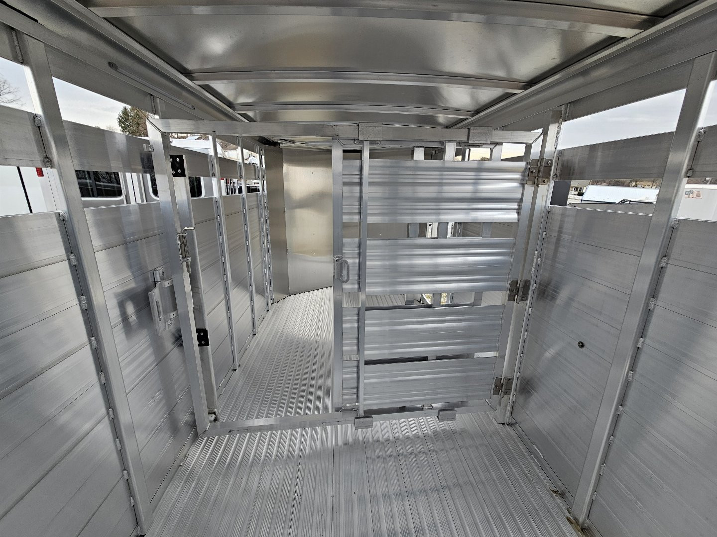 New 2025 Featherlite Trailers (8107) 6'7"X16' Stock / Stock Combo Trailer