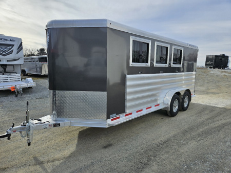 New 2025 Featherlite Trailers 9400 7X17.5 Horse Trailer