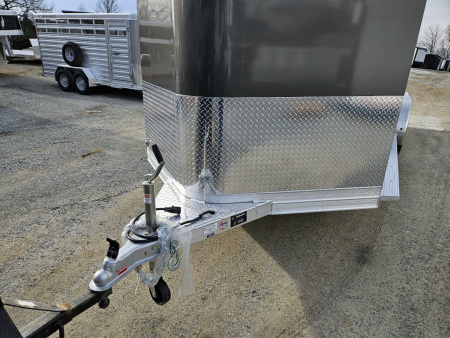 New 2025 Featherlite Trailers 9400 7X17.5 Horse Trailer