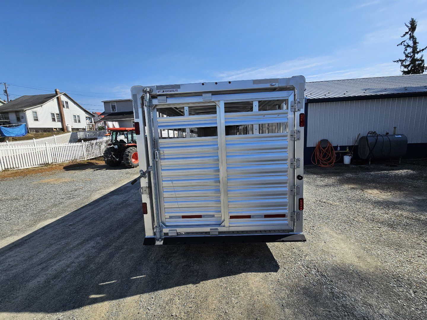 New 2025 Featherlite Trailers 8127 GN 7X24TA Stock / Stock Combo Trailer