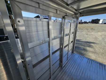 New 2025 Featherlite Trailers 8127 GN 7X24TA Stock / Stock Combo Trailer