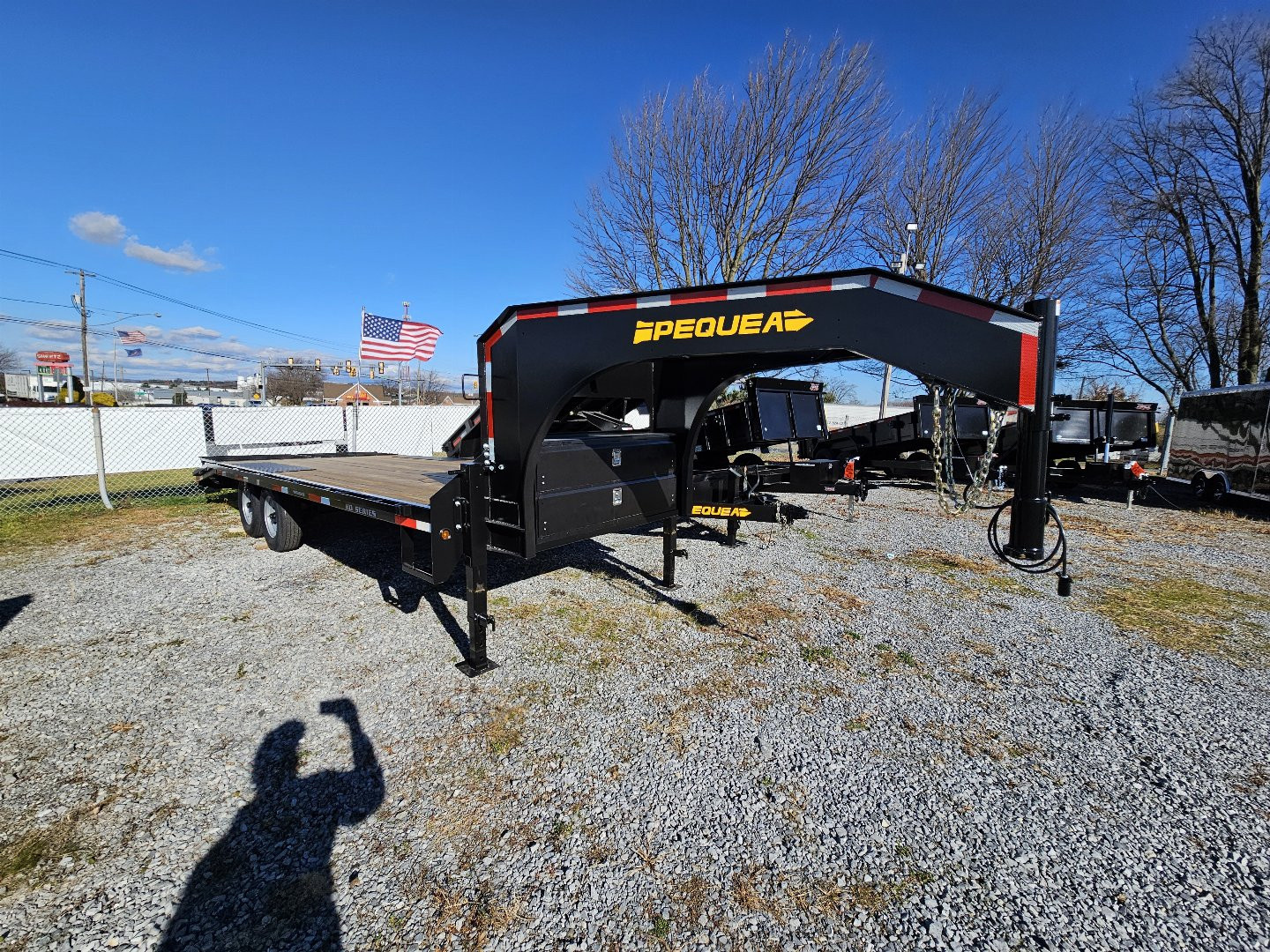 New 2024 PEQUEA TRAILERS TRHDG22 LEVELER Gooseneck Bodies
