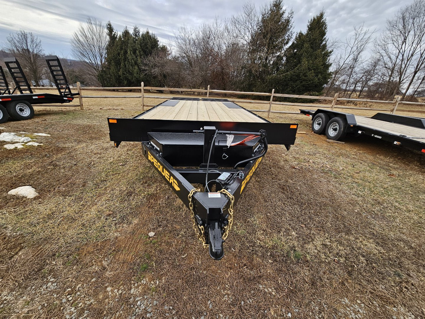 New 2024 PEQUEA TRAILERS HDDO 20' LEVELER Deckover Trailer