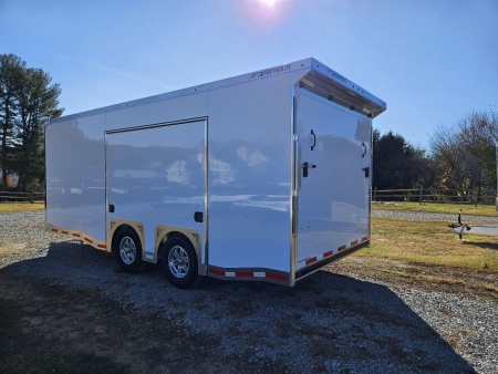 New 2025 Featherlite Trailers 4410 8.5X20TA Car / Racing Trailer