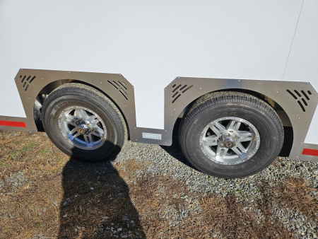 New 2025 Featherlite Trailers 4410 8.5X20TA Car / Racing Trailer