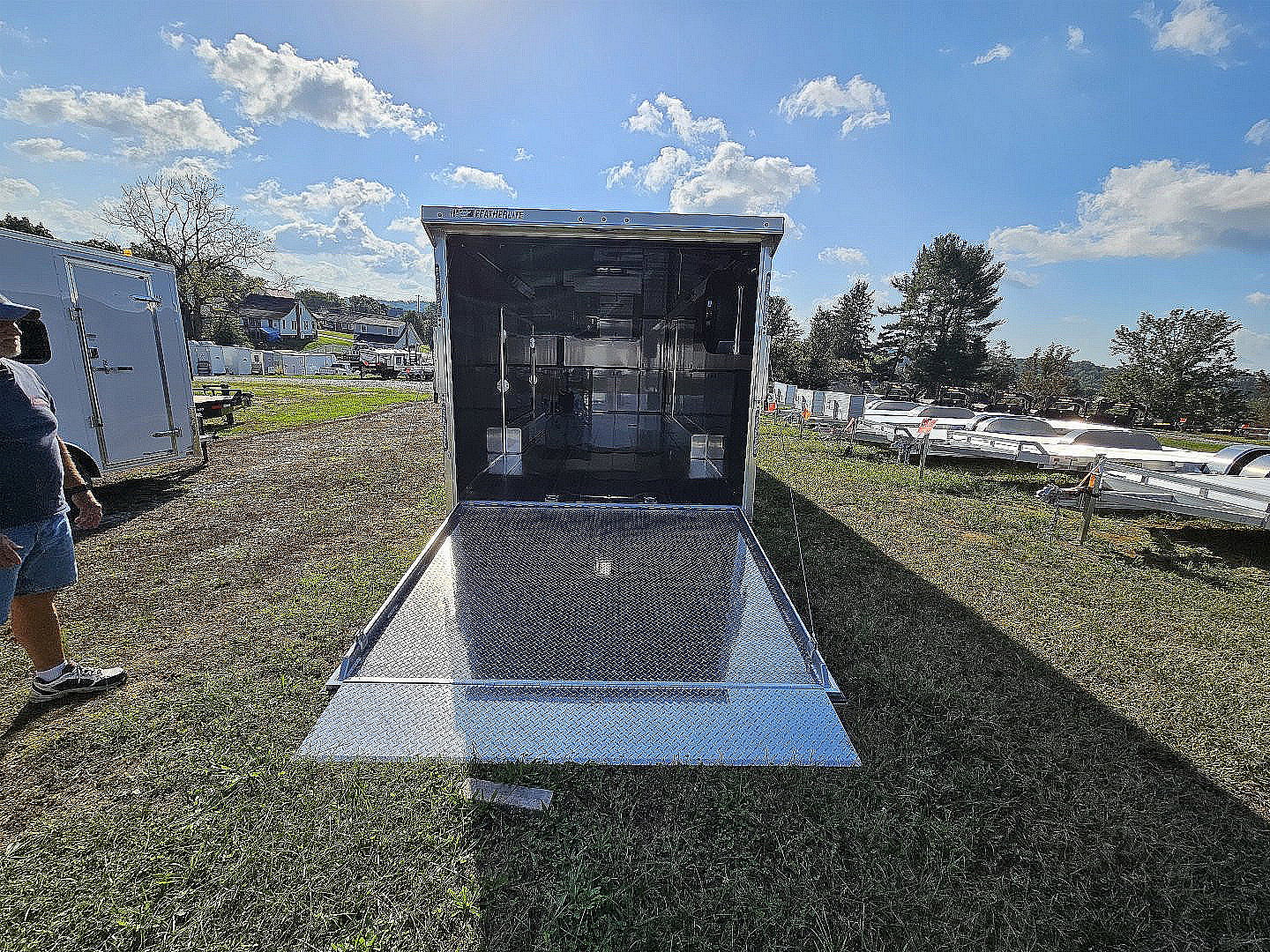 New 2024 Featherlite Trailers 4410 8.5X28 Car / Racing Trailer