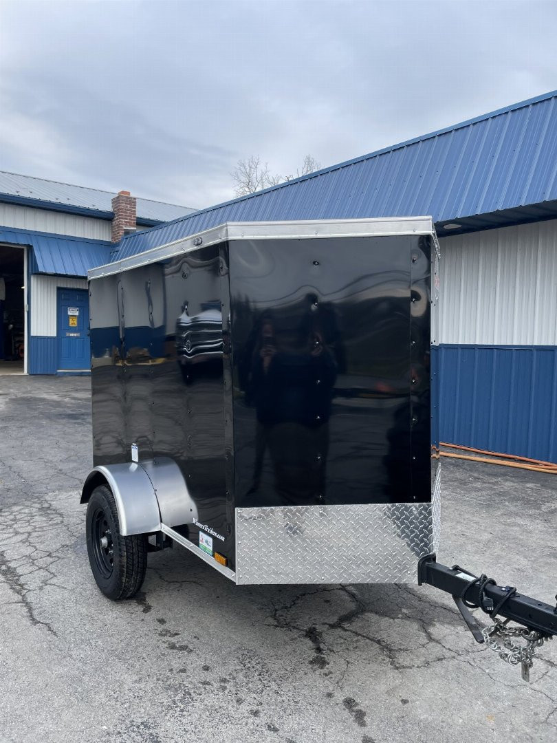 New 2025 CARGO MATE V4X6SA Cargo / Enclosed Trailer