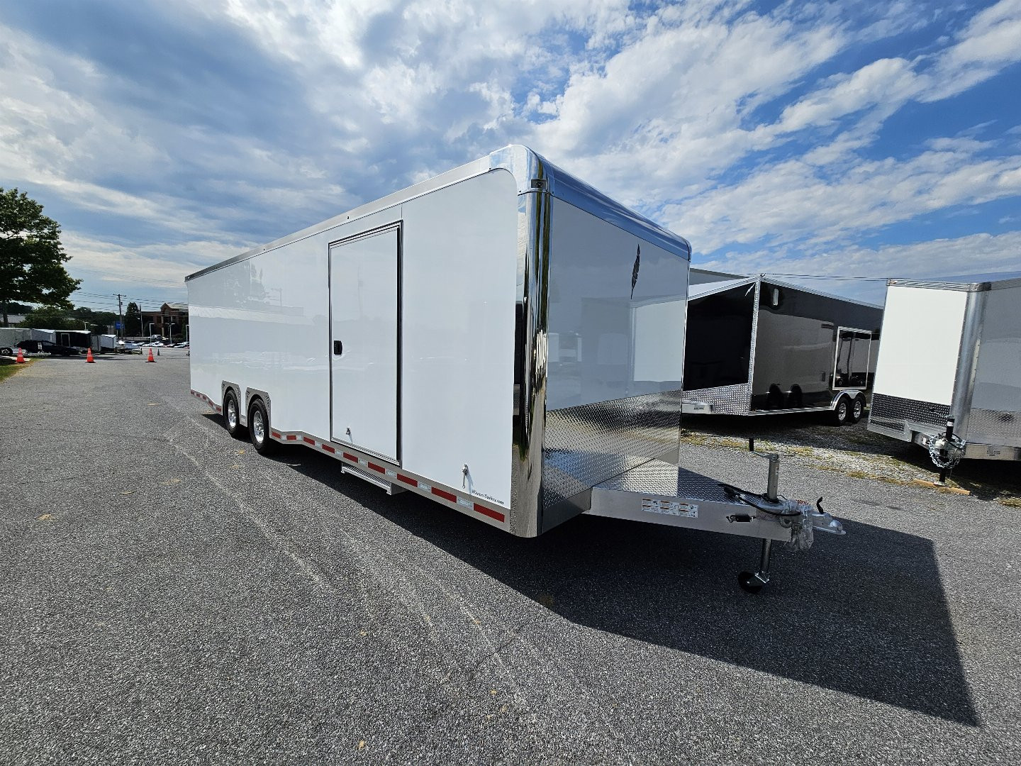 New 2024 Featherlite Trailers 4410 8.5X28TA Car / Racing Trailer
