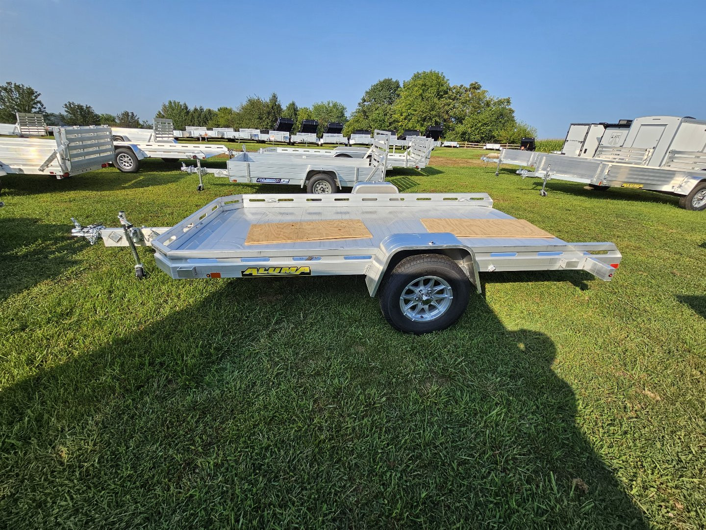 New 2025 ALUMA 7712H-TILT-S Utility Trailer