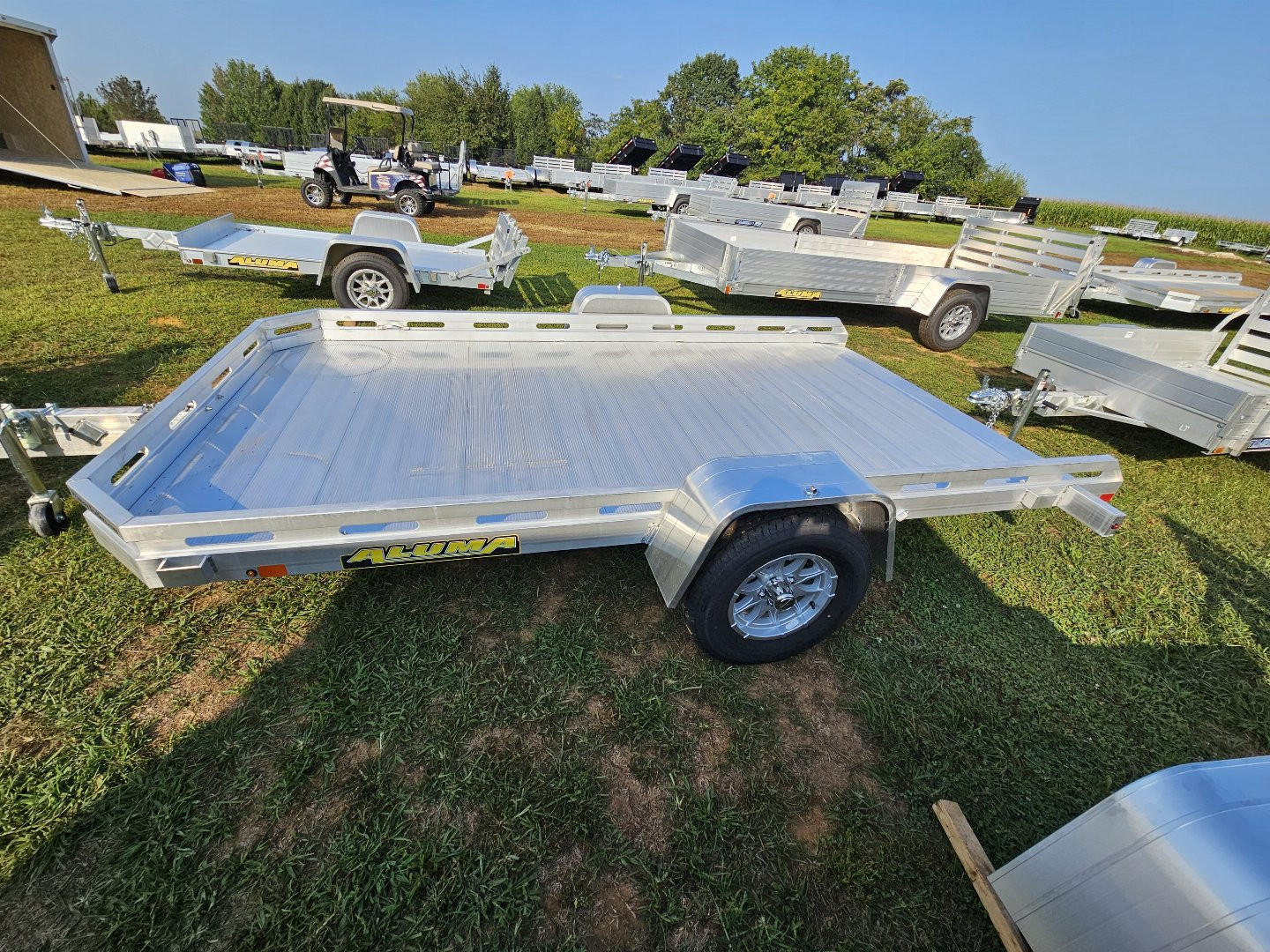 New 2025 ALUMA 7712H-TILT-S Utility Trailer