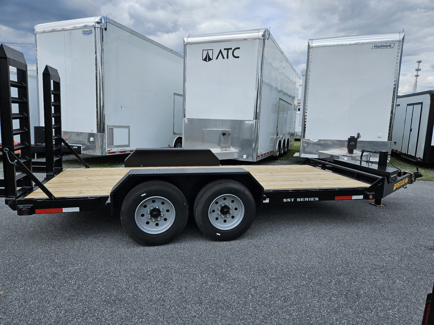 New 2024 PEQUEA TRAILERS SST 16' Equipment Trailer