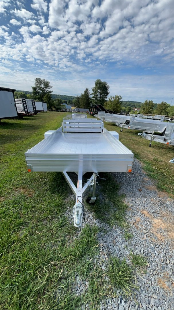 New 2024 BEAR TRACK BTU76X144F Utility Trailer