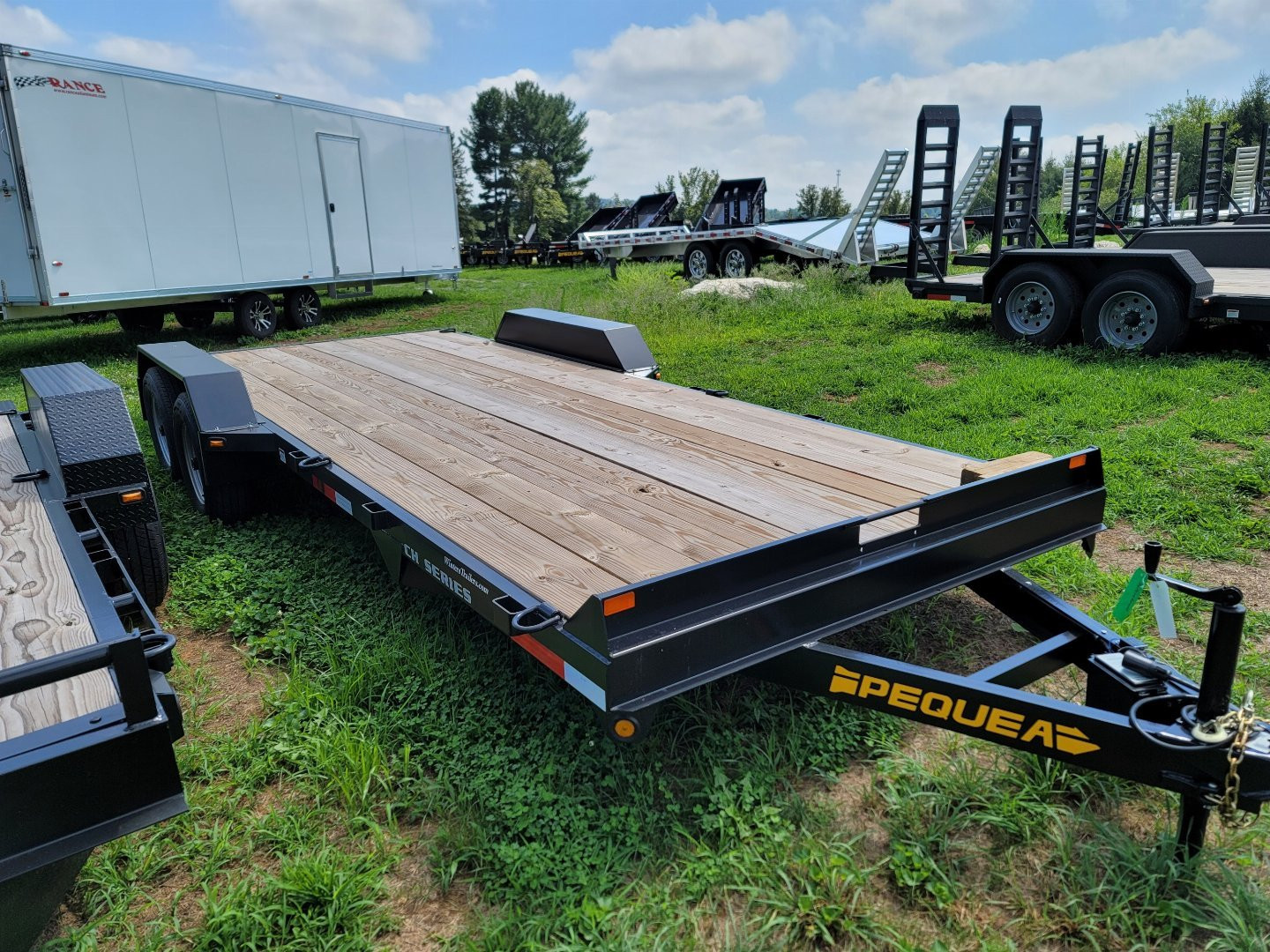 New 2024 PEQUEA CH20 Car Hauler