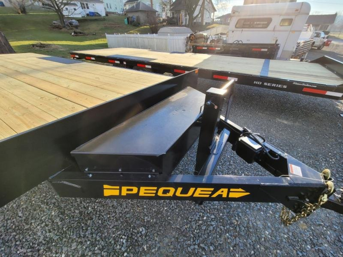 New 2024 PEQUEA HD DECKOVER 24' FLAT Deckover Trailer