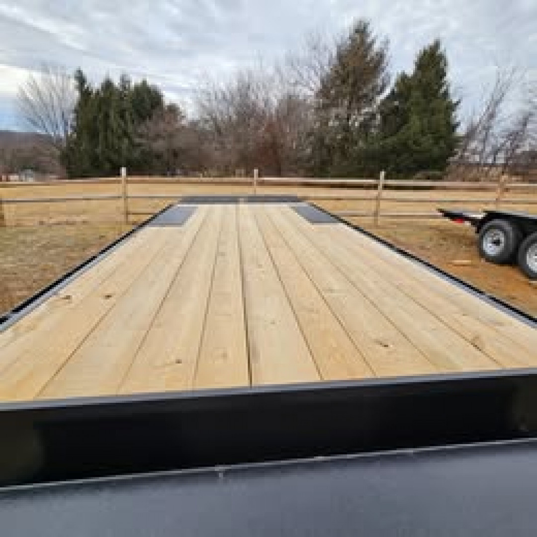 New 2024 PEQUEA TRAILERS HDDO 20' LEVELER Deckover Trailer