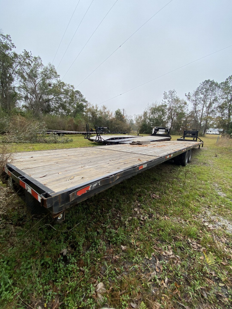 Used USED: 2022 GSK Metal Works 102X40TA - Gooseneck Trailer, Call For Price.