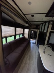 Used 2016 Momentum Fifth-Wheel Toy Hauler Toy Hauler