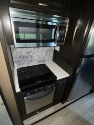 Used 2016 Momentum Fifth-Wheel Toy Hauler Toy Hauler