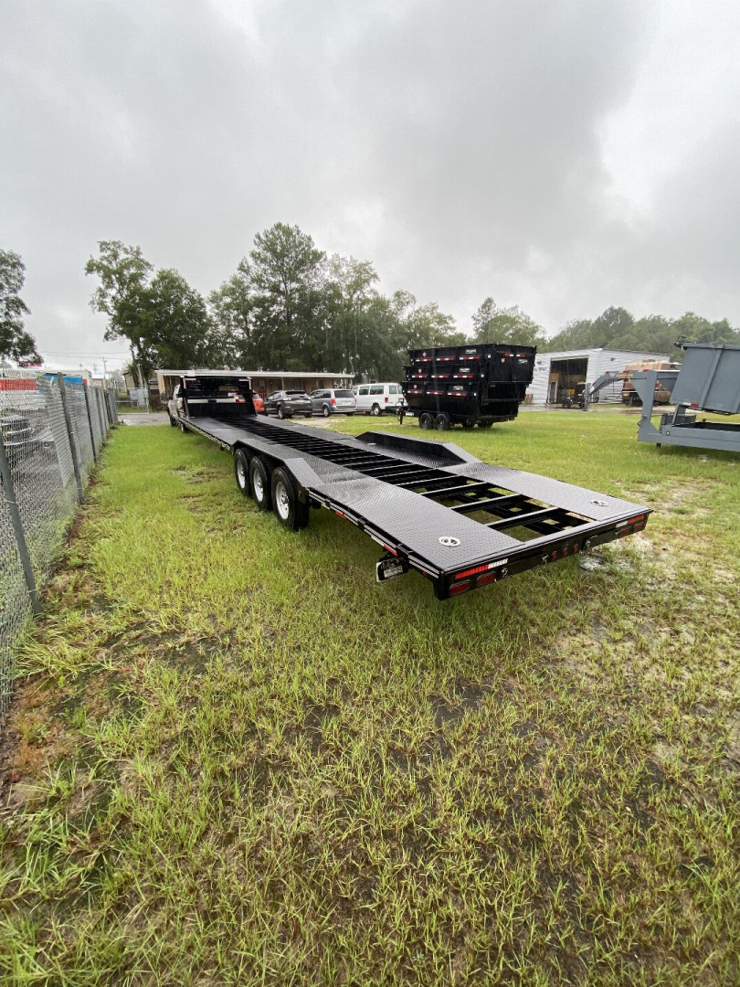 Used 2007 GMC Long Bed Truck & 2023 102x40 Gooseneck Trailer