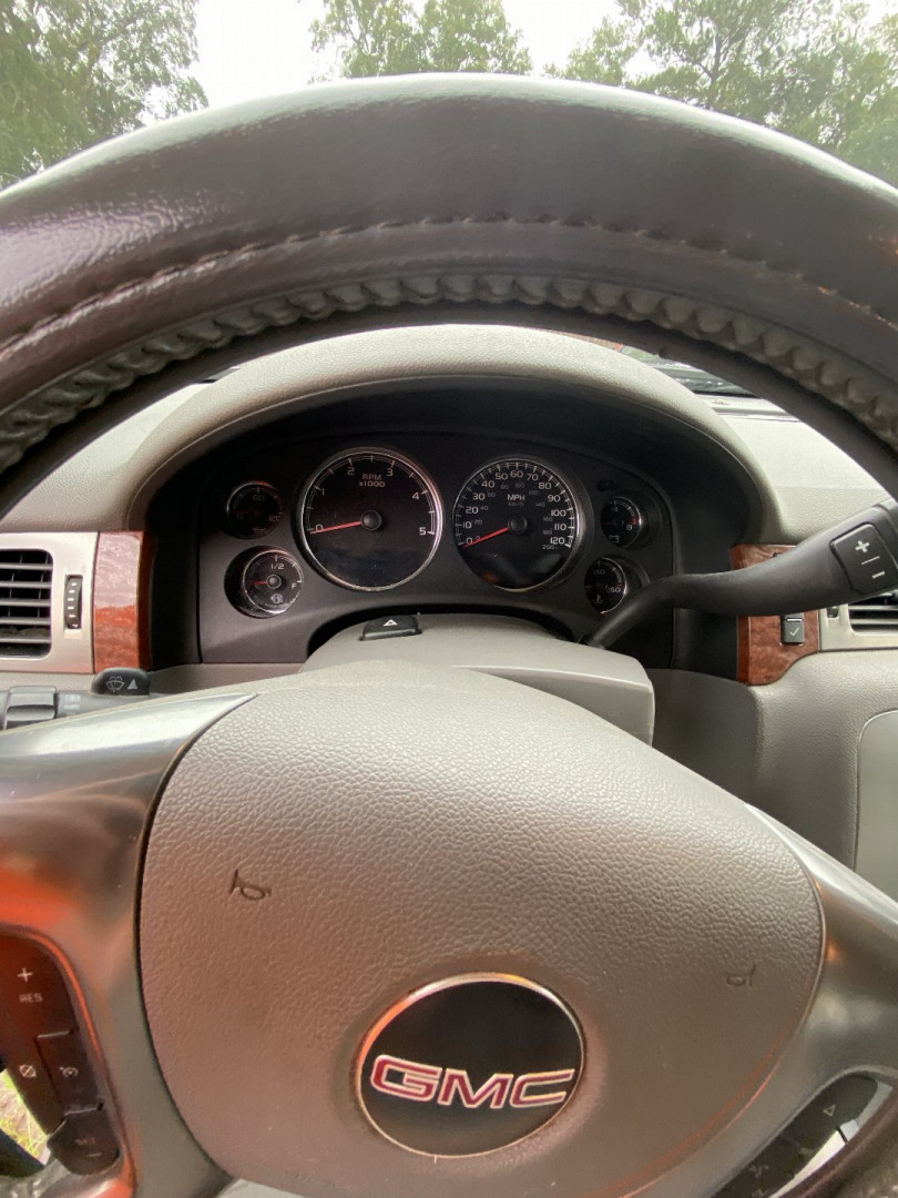 Used 2007 GMC Long Bed Truck & 2023 102x40 Gooseneck Trailer