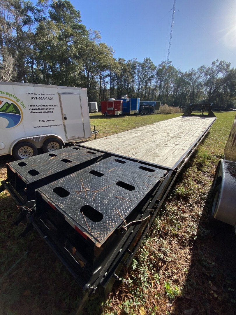 Used USED: 2023 Trail Maxx 102X40TA - Gooseneck, Call For Price