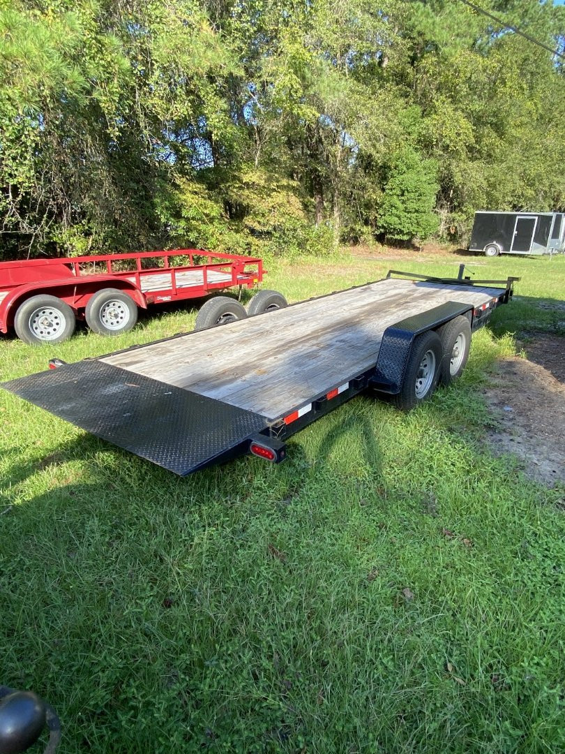 Used USED: 2023 DOWN 2 EARTH TRAILERS  82X22 - POWER TILT Trailer   Call For Price