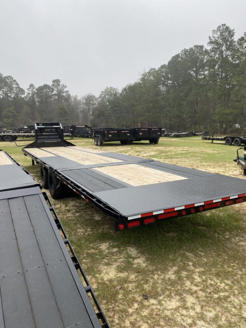 New 2023 PJ TRAILERS  102 x 32' LY Gooseneck Bodies