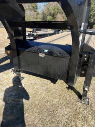 New 2022 PJ TRAILERS  LY 102X32' HYDRAULIC DOVE TAIL Gooseneck Bodies