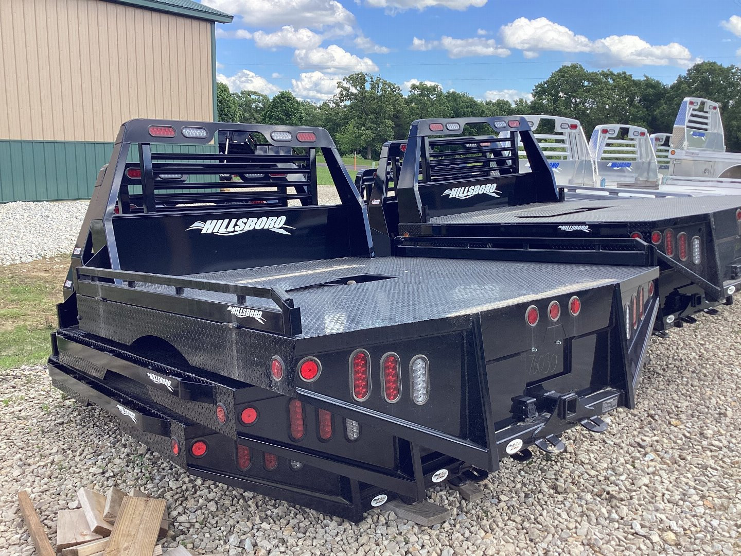 New 2025 Hillsboro GII Fits Dually, Longbed Ford Trucks