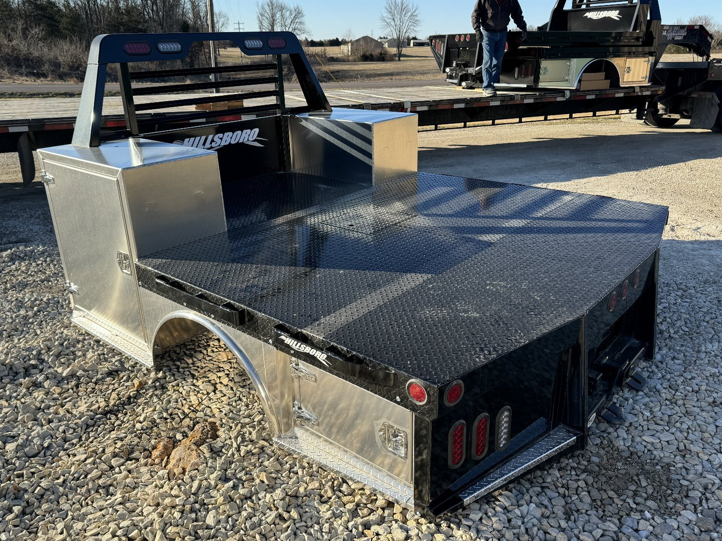 New 2025 Hillsboro STX500 Fits Dually, Cab n Chassis Trucks