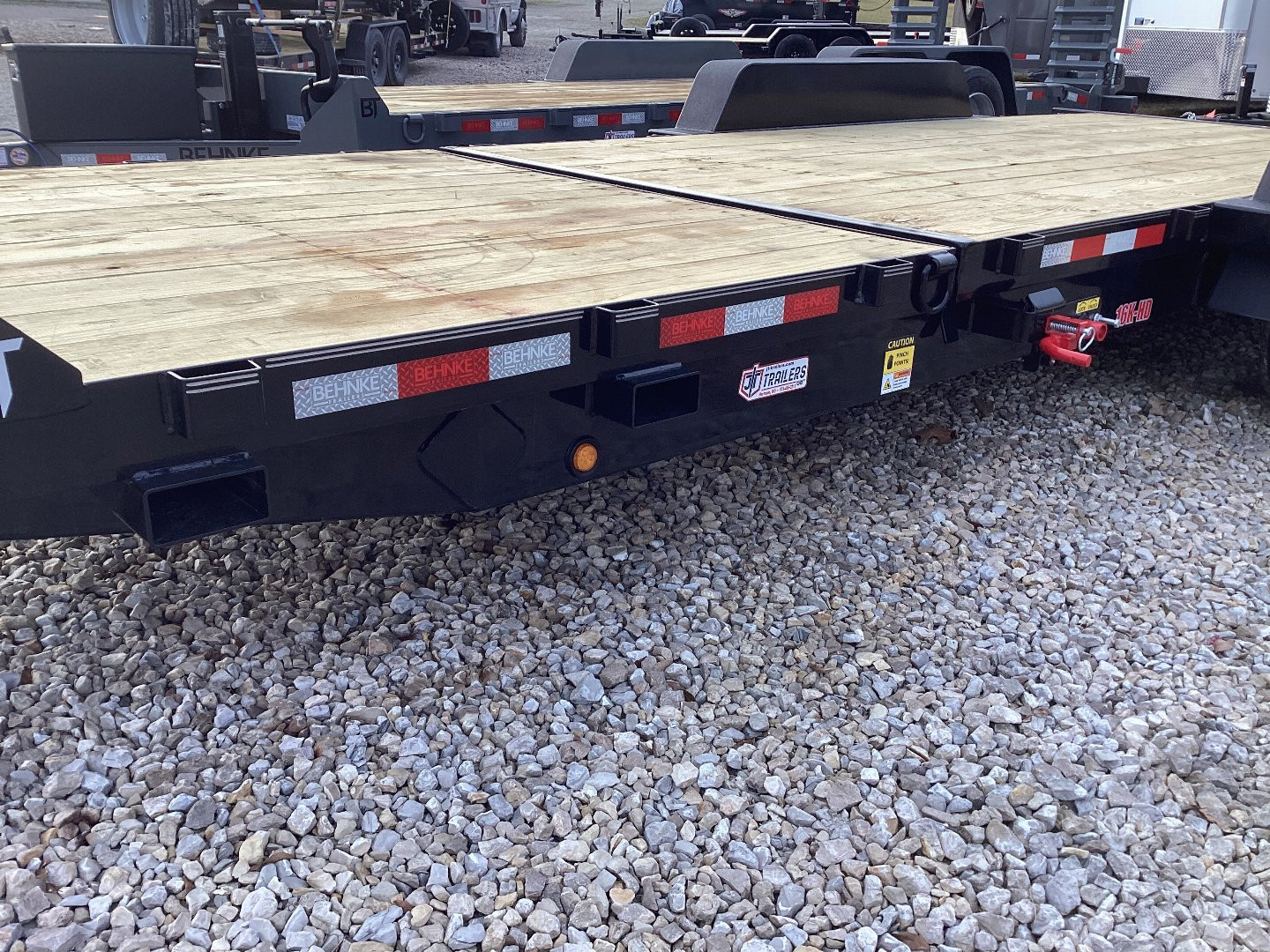 New 2025 Behnke 16+6 HD Commercial Gravity Tilt, 16K