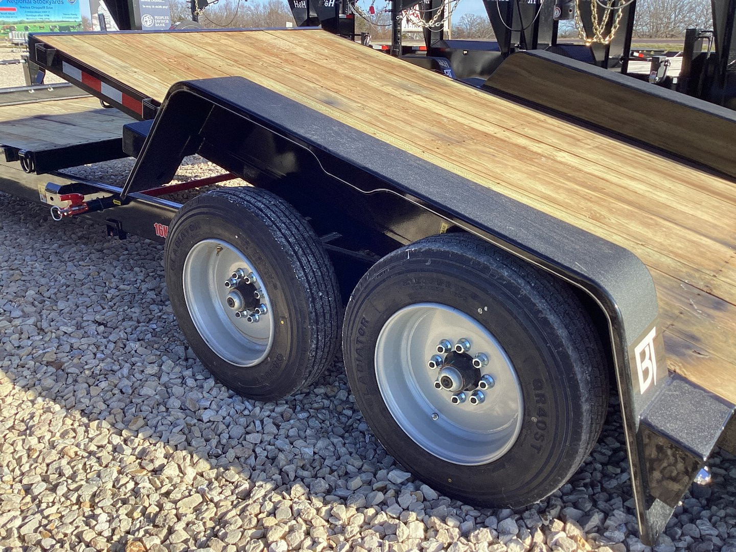 New 2025 Behnke 16+6 HD Commercial Gooseneck Gravity Tilt, 16K