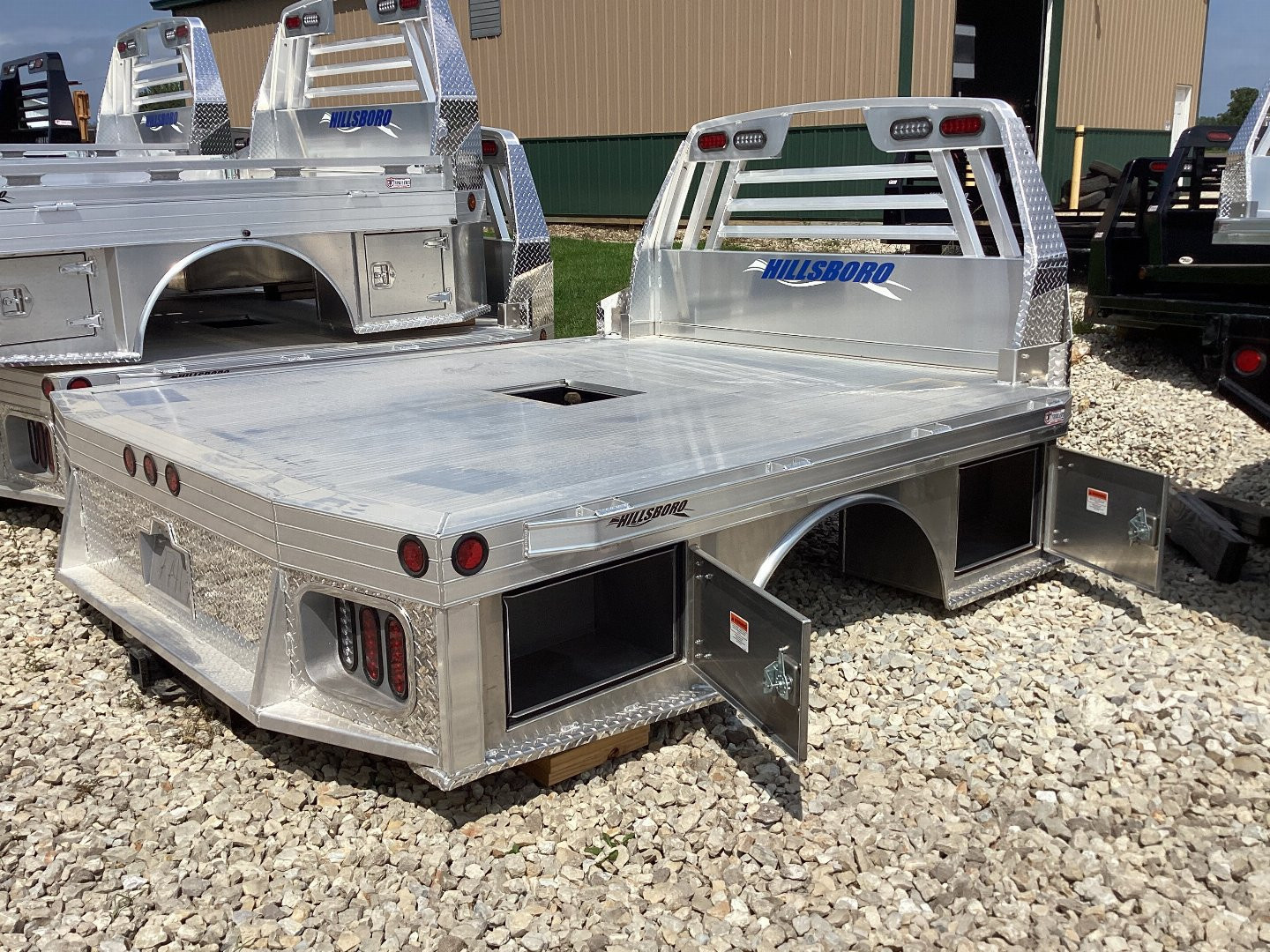 New 2025 Hillsboro 3500 Fits Dually, Longbed Trucks
