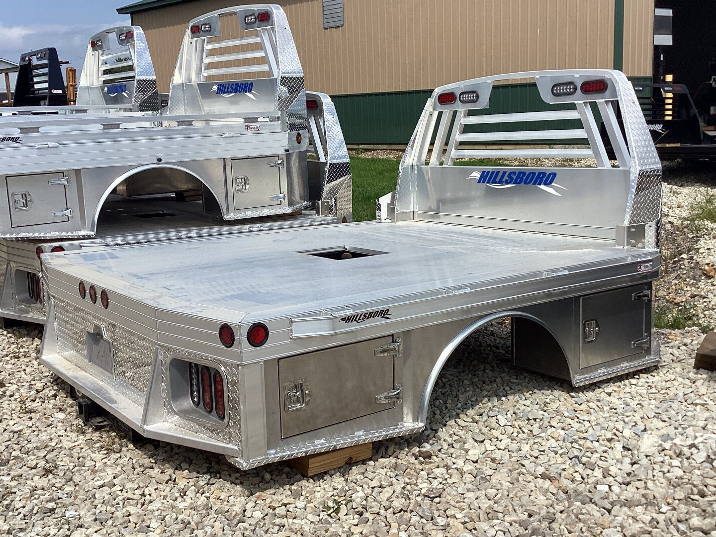 New 2025 Hillsboro 3500 Fits Dually, Longbed Trucks